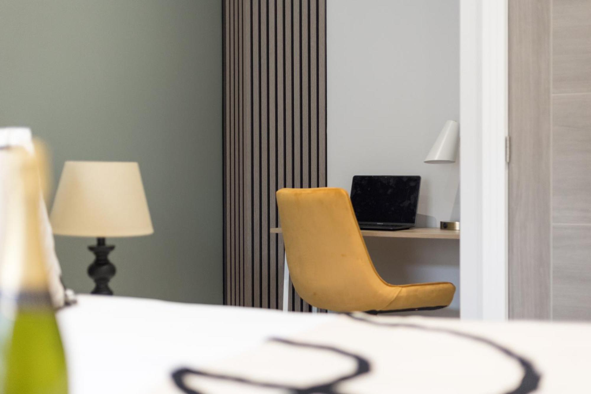 Sea Breeze - Coast Apartment บอร์นมัธ ภายนอก รูปภาพ
