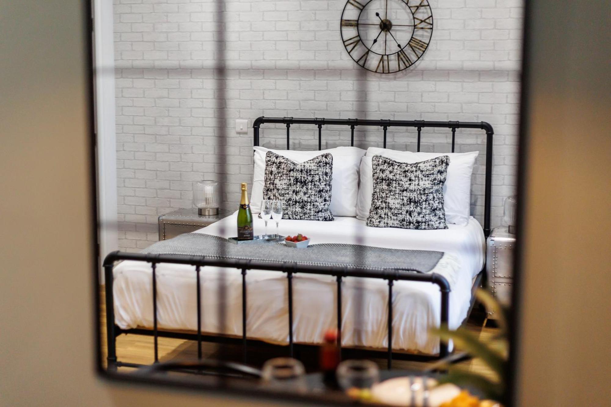 Sea Breeze - Coast Apartment บอร์นมัธ ภายนอก รูปภาพ