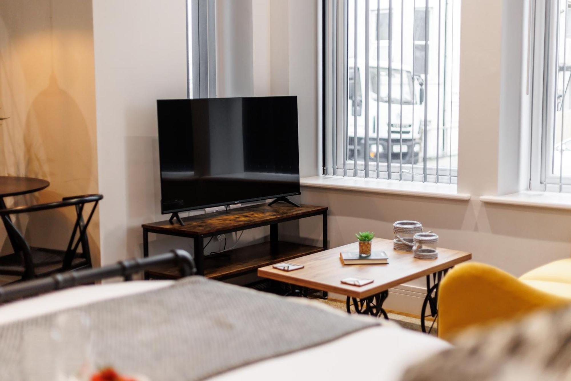 Sea Breeze - Coast Apartment บอร์นมัธ ภายนอก รูปภาพ